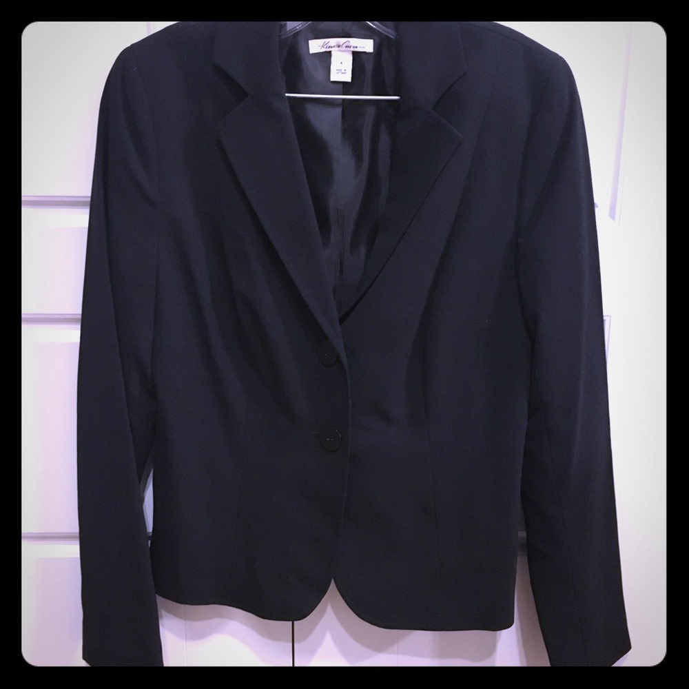 Kenneth Cole size 8 black blazer and skirt